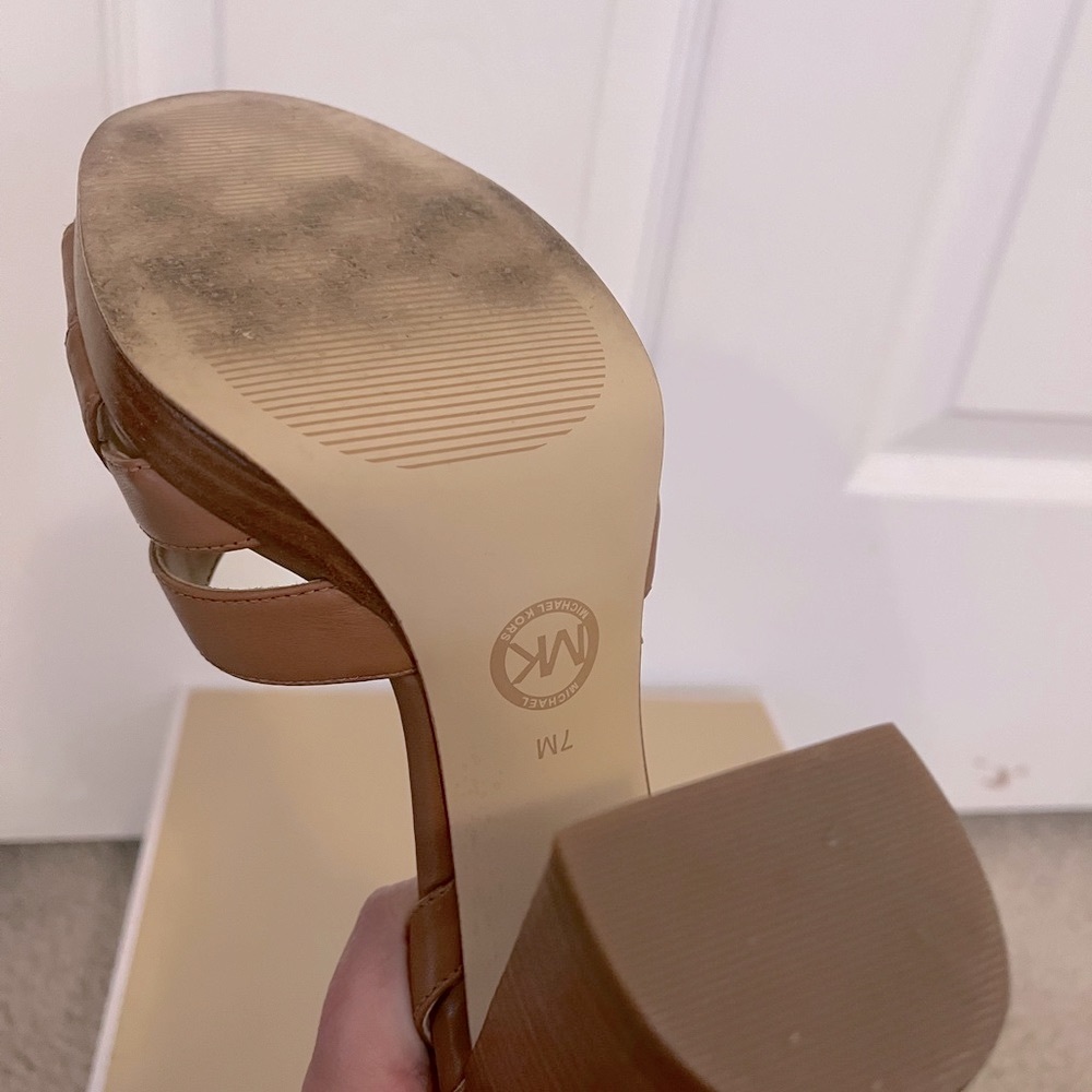 Michael Kors Anneliese platform leather shoes - Picture 6 of 7